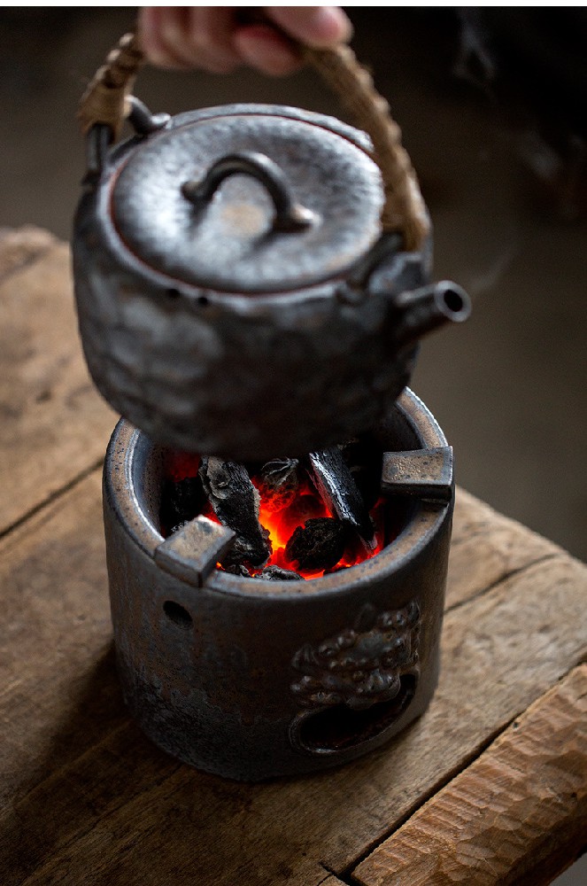警惕！圍爐煮茶別忘防一氧化碳中毒！